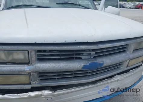 1997 Chevrolet K1500 Fleetside from USA, damaged, VIN 2GCEK19R3V1174972